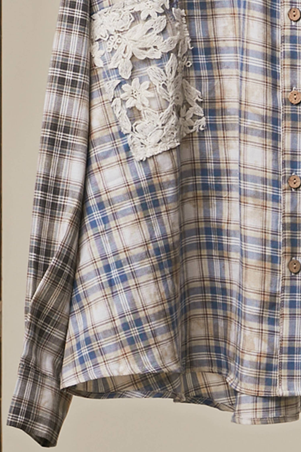 Star Patch Washed Plaid Button Shirt