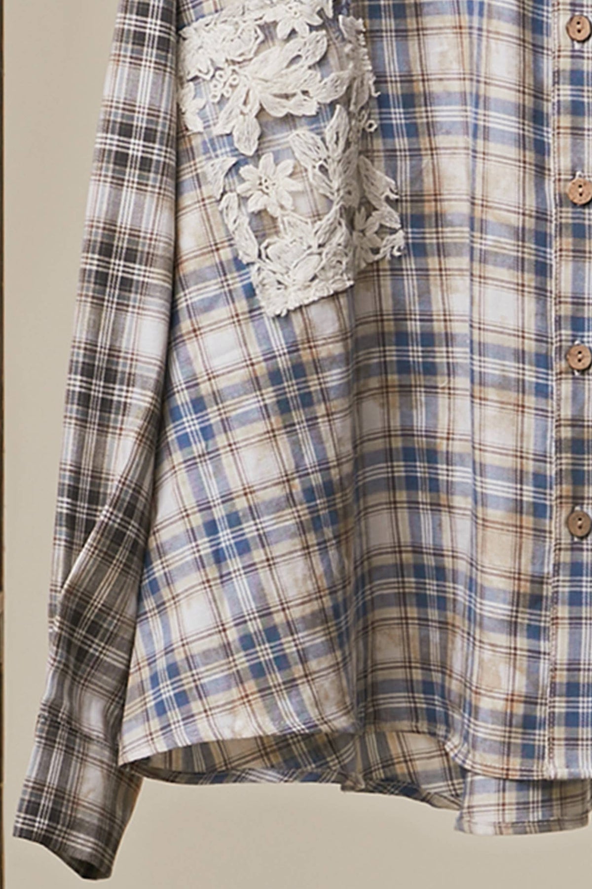 Star Patch Washed Plaid Button Shirt