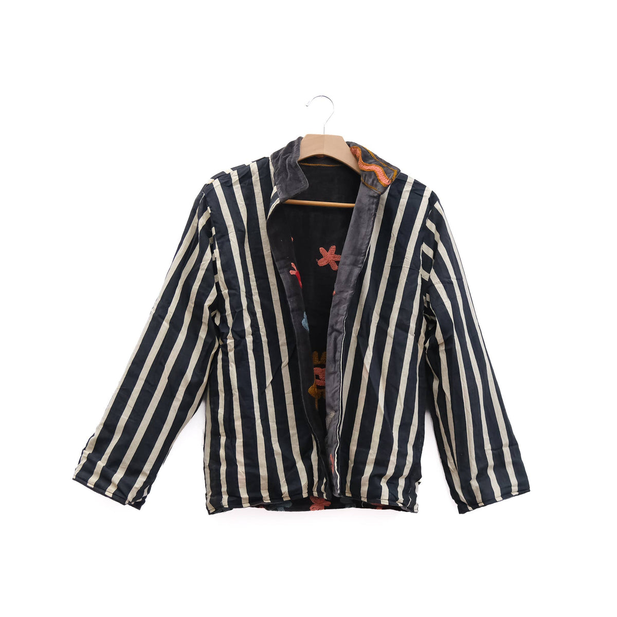 PiPPY Handmade Embroidered One of a Kind Velvet Suzani Jackets
