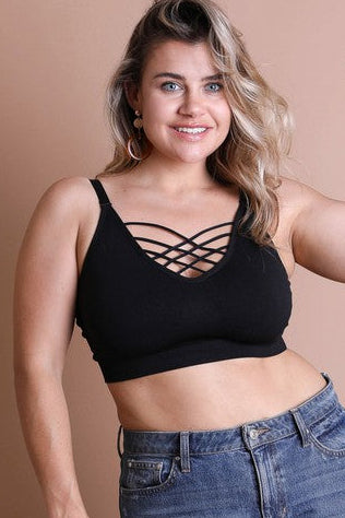 Plus Size Interwoven Strappy Front Bralette