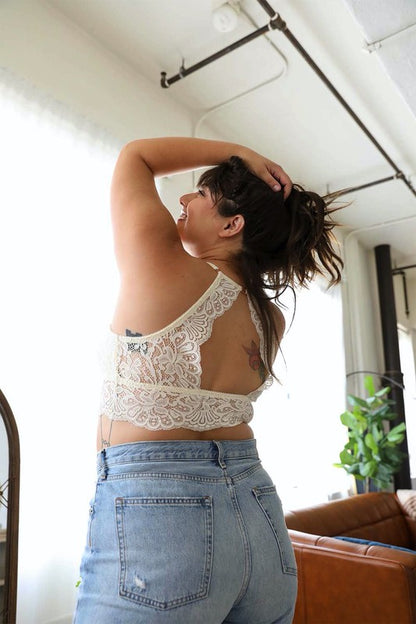 Plus Size High Neck Lace Bralette