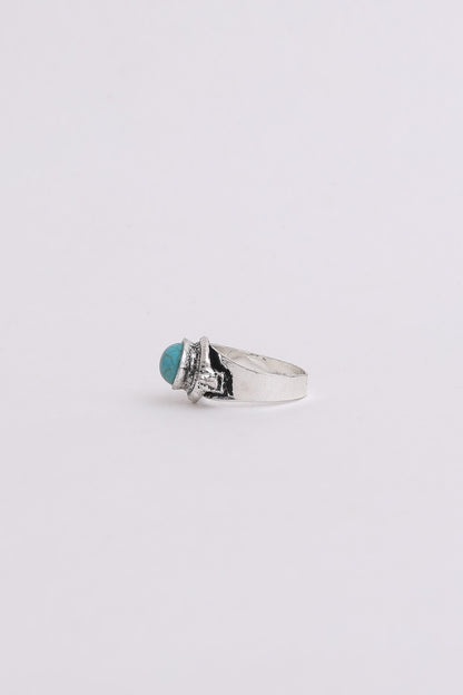 Oval Shaped Turquoise Stone Ring