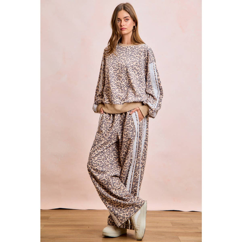 Leopard Lace Stripe Sweat Pants